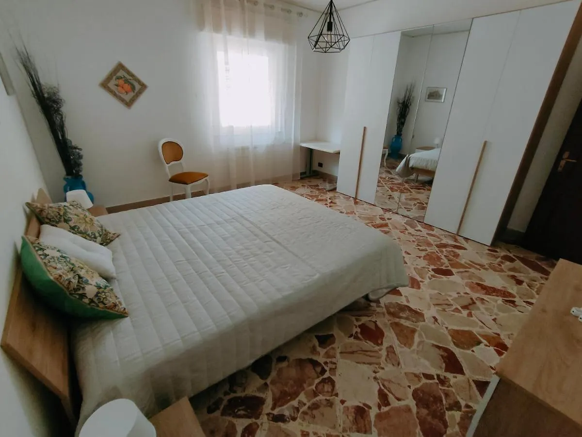 Casa Vacanza La Sicula Palermo Apartment